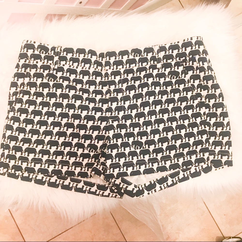 BANANA REPUBLIC MILLY COLLECTION SHORTS